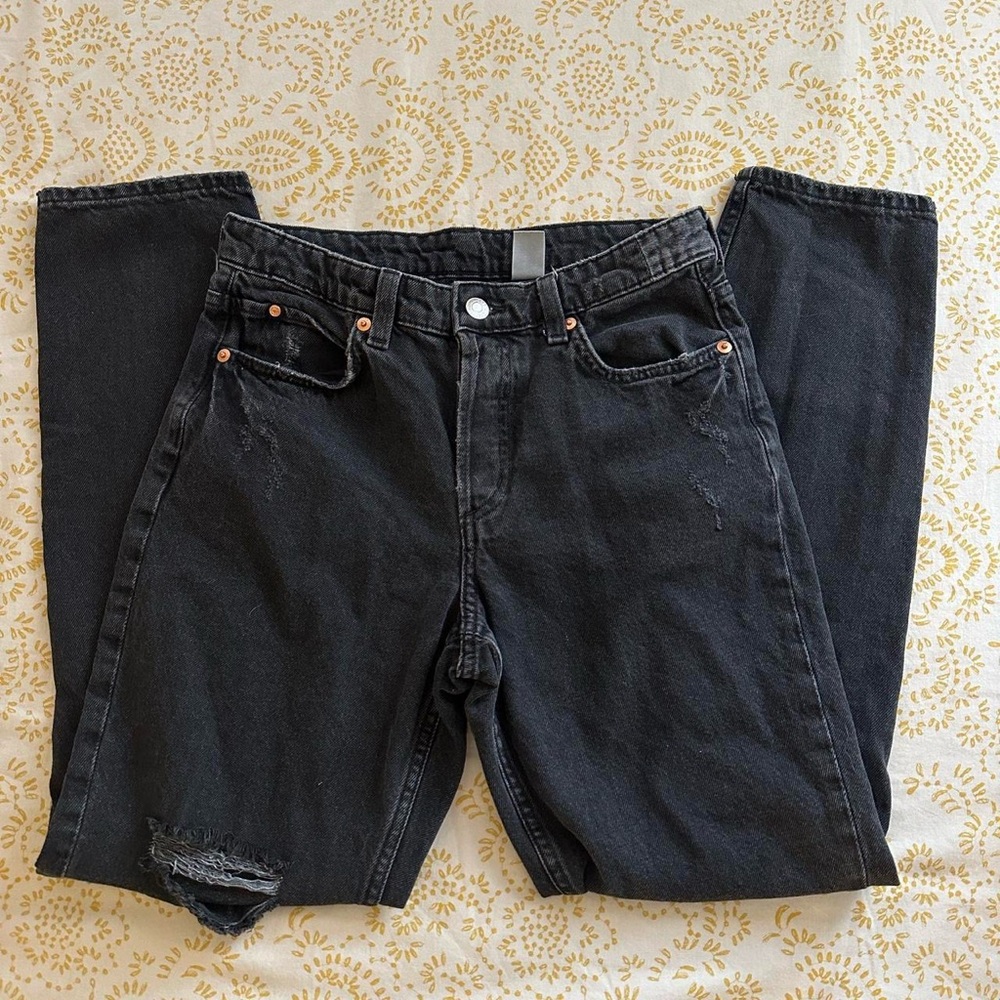 H&M Women's Black Distressed Boyfriend Jeans